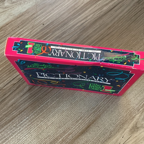 1991 Vintage Salem Holiday Edition Pictionary Game promo The Fresh One cigarette - Picture 2 of 4